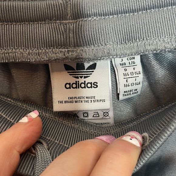 Boy’s Adidas Grey/White Jogger Pants. Size Large. - Picture 8 of 15